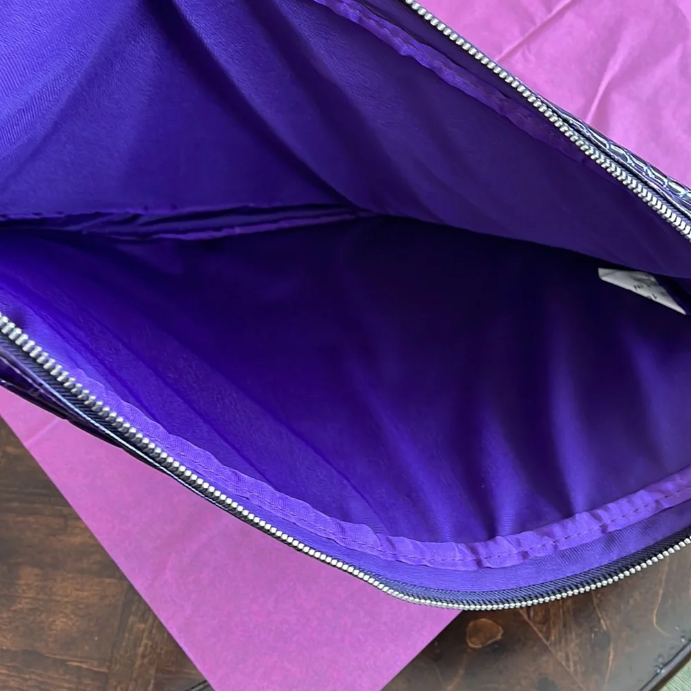 Laptop case (purple)